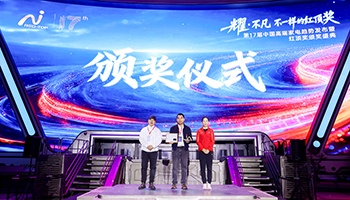 微蒸烤炸一体机革新厨房体验：功能整合引领健康烹饪趋势