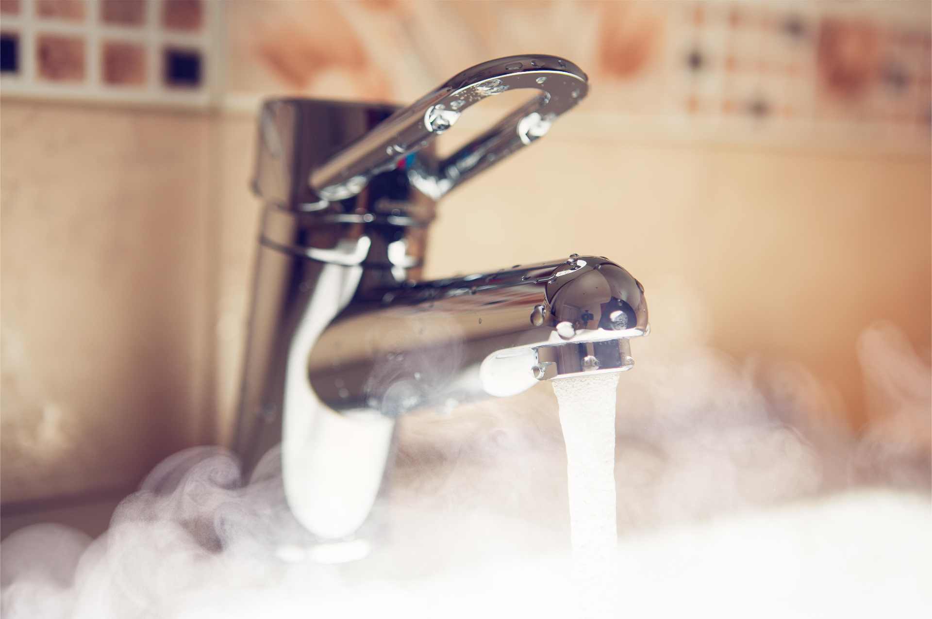零冷水壁挂炉到底值不值得买？大户型采暖热水系统选购指南